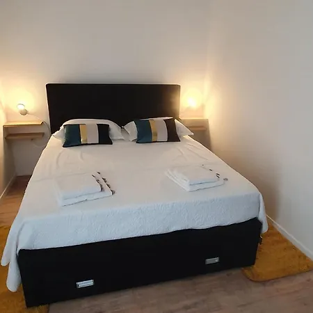 Apartment Crni Kukljica