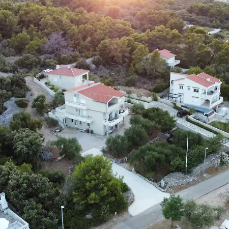 Apartment Crni Kukljica
