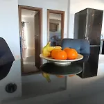 Crni * Kukljica