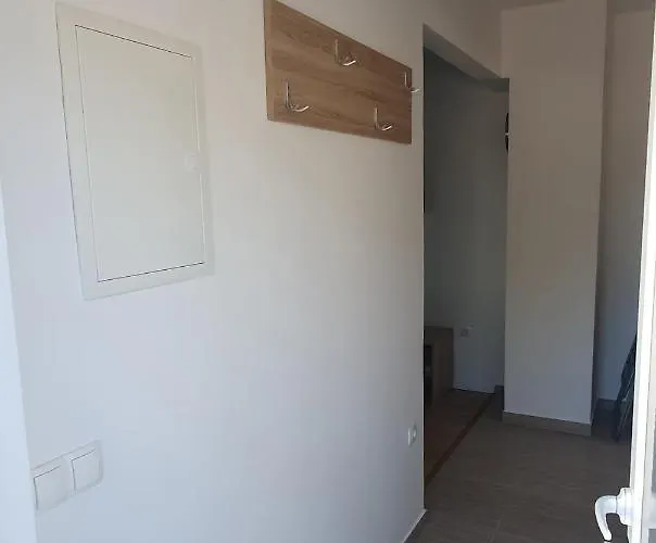 Crni Apartamento *