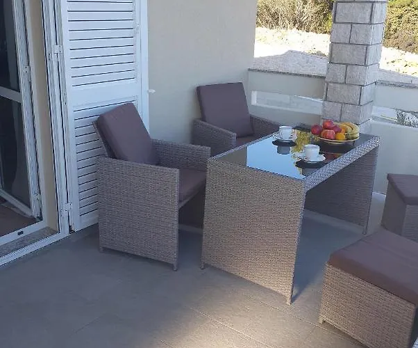 Apartamento Crni *